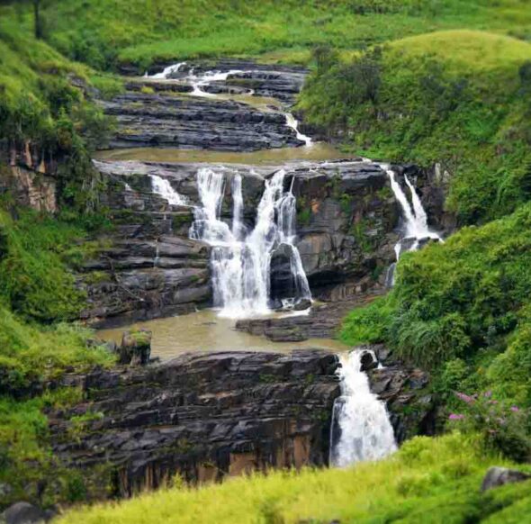 Majestic St. Clair's Falls Sri Lanka - ceylonheaven.com